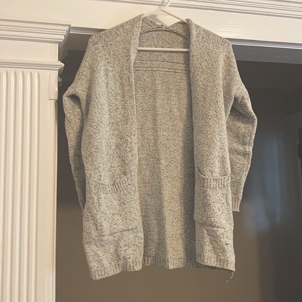 Soft and comfy sweater!
